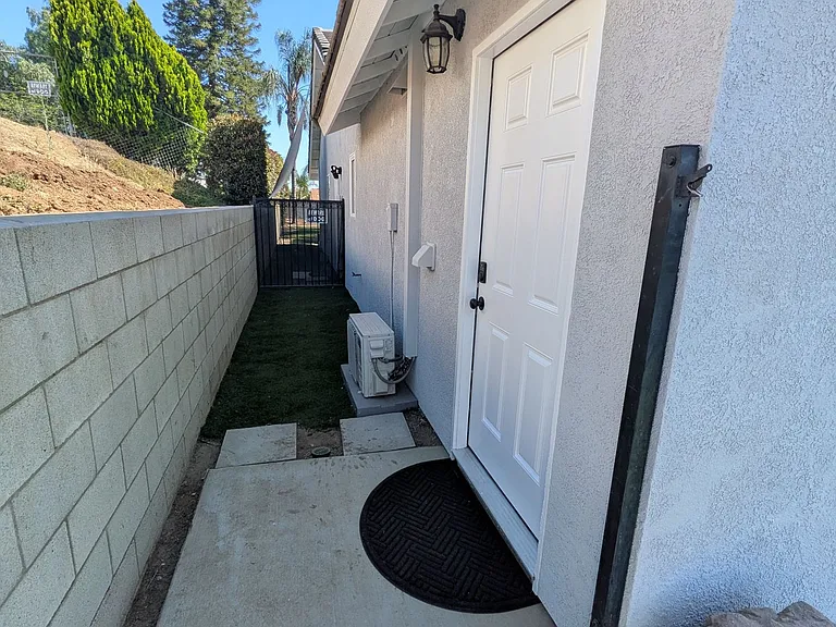 18620 Granite Ave — Photo 3