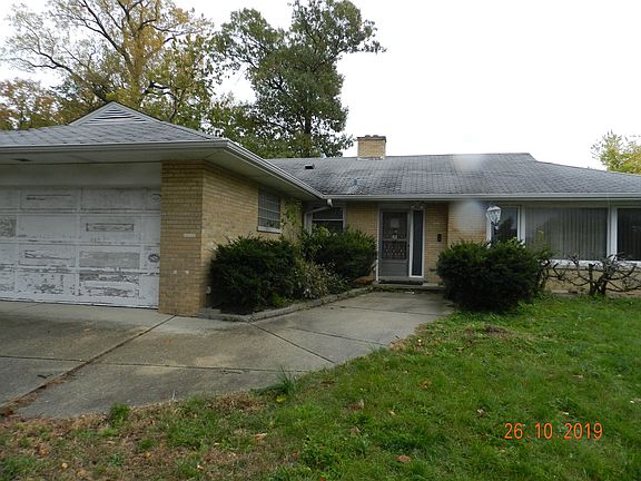2nd image of 6401 N Kolmar Ave
