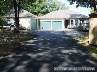 1061 Thunder Mountain Rd, Camdenton, MO 65020