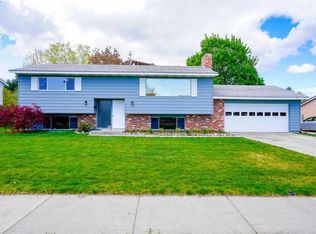 1867 Stevens Dr, Richland, WA 99354
