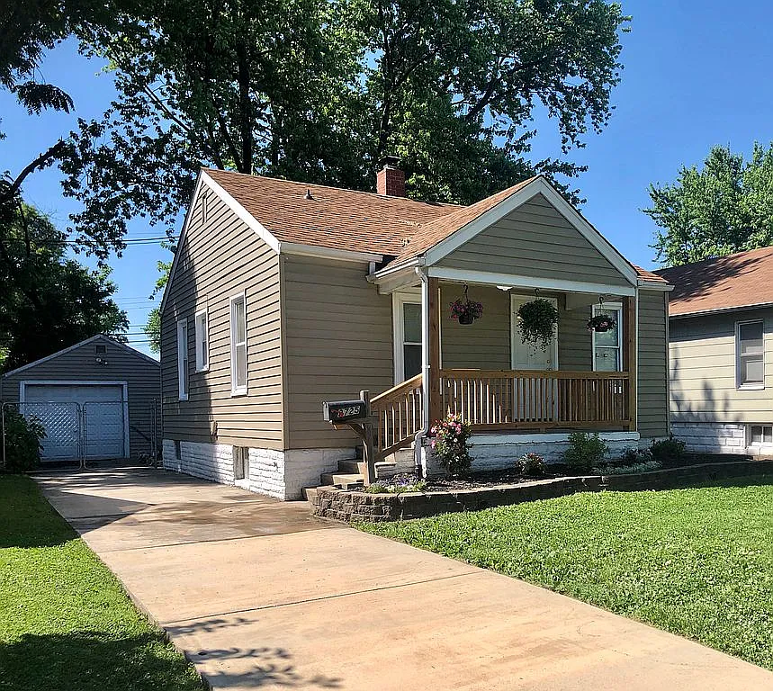 2725 Ralph St photo 1