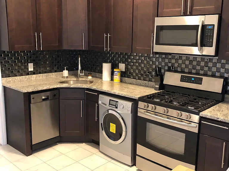 437 Central Ave #2D — Photo 5