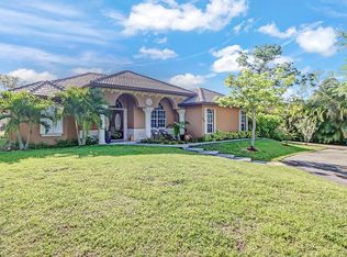 360 15th St SW, Naples, FL 34117