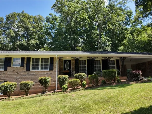 4641 Hemlock Dr SW, Powder Springs, GA 30106