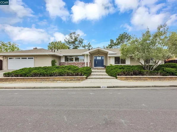 372 Birchwood Dr, Moraga, CA 94556
