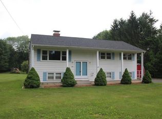 32 W Chippens Hill Rd, Burlington, CT 06013