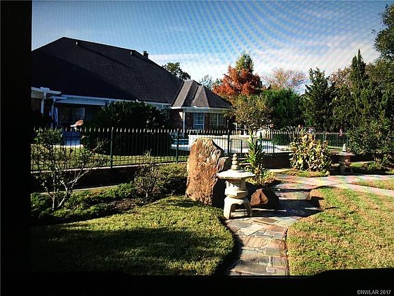 4th image of 2259 N Cross Dr
