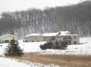 6952 100th St NW, Pine Island, MN 55963