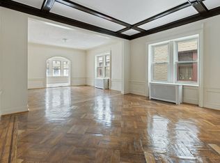 1043 Carroll St #1, Brooklyn, NY 11225