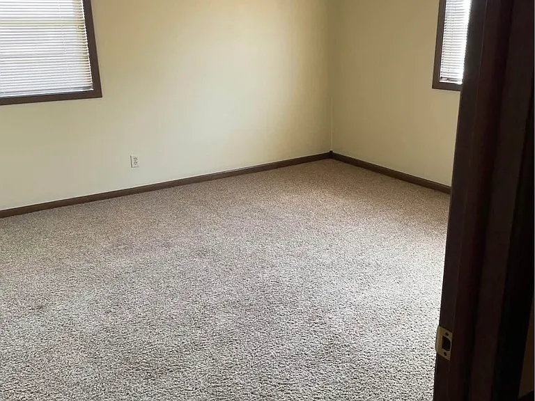 720 E Redbud Ct — Photo 14