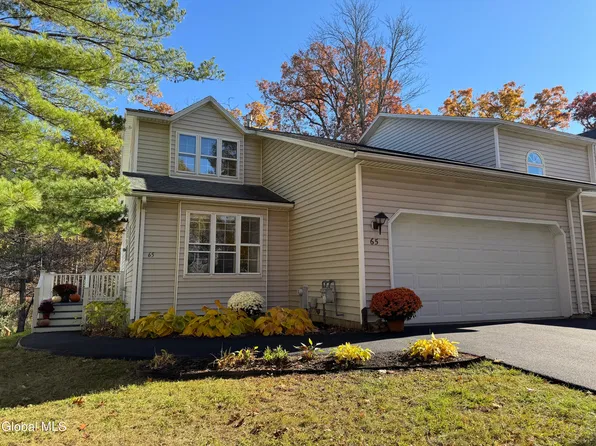 65 Woodside Drive, Albany, NY 12208