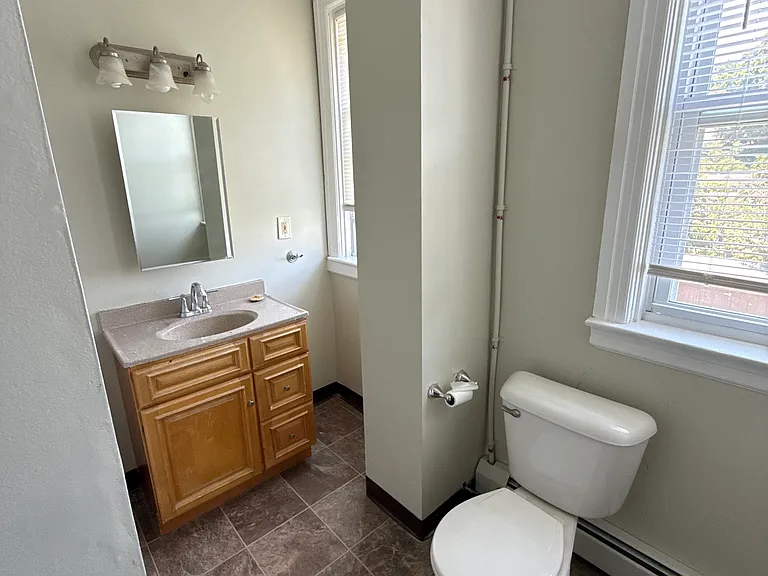 44 Greene Ave — Photo 8
