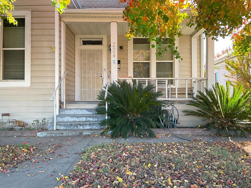 1st image of 224 E Lodi Ave