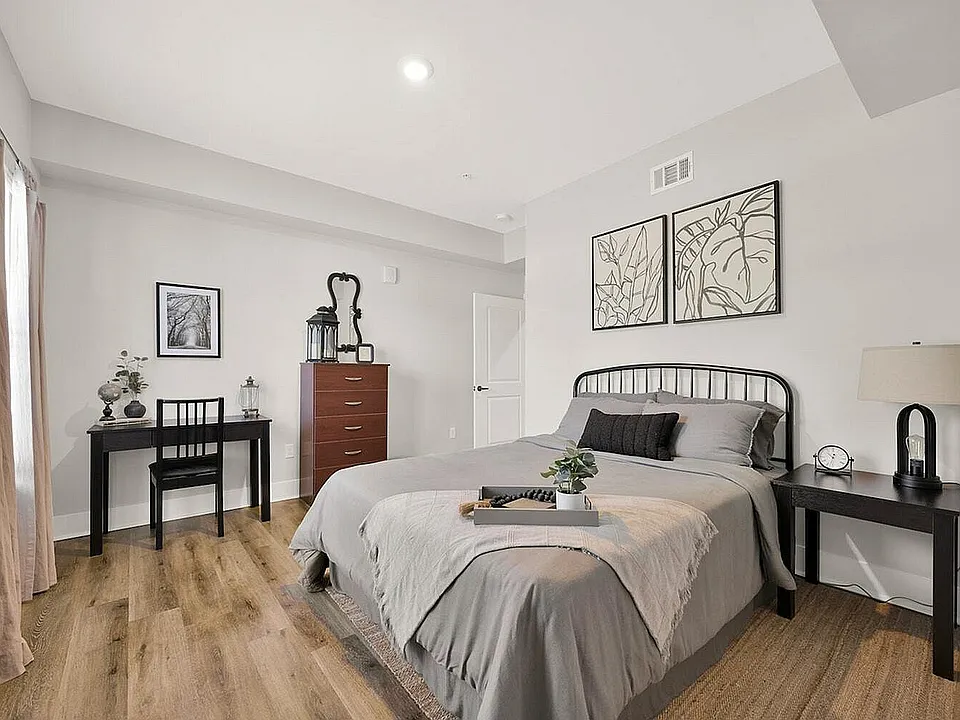 Pointe Grand Apartments Secondary Bedroom