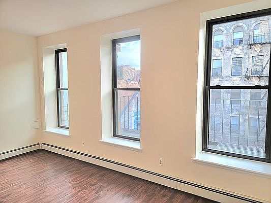 2nd image of 219 E 118th St #3