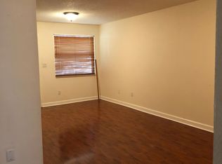 5839 SW 74th Ter APT 303, South Miami, FL 33143