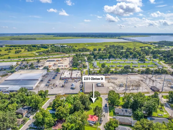 2231 Clinton St, North Charleston, SC 29405