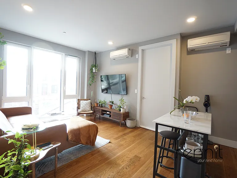 853 Lexington Ave #2A — Photo 22