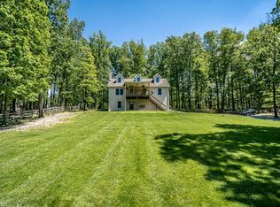 9970 Morning View Rd, Singers Glen, VA 22850