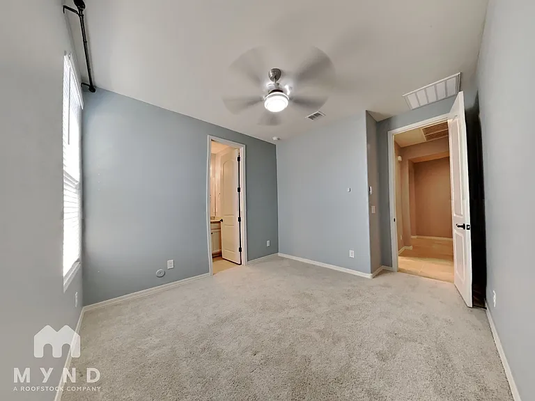 24598 W Concorda Dr — Photo 15