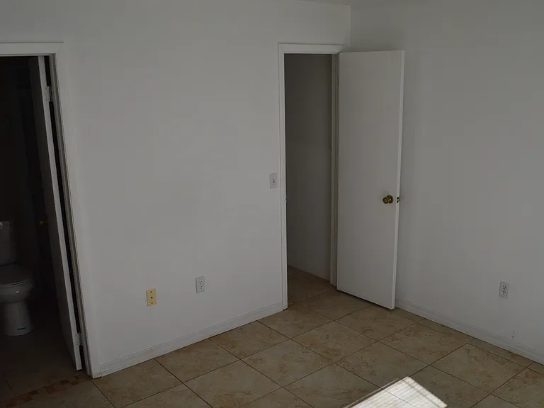 12373 Shafton Rd — Photo 11