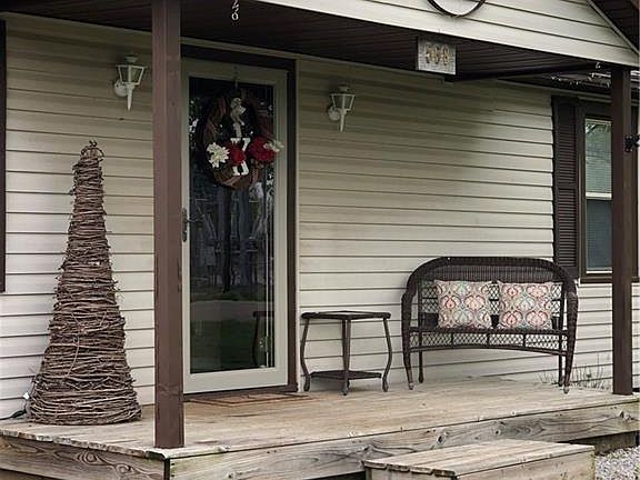 2nd image of 568 Fairview Dr