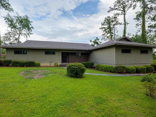 2005 Pinecliff Dr, Valdosta, GA 31602