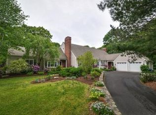 21 Grand Hill Dr, Dover, MA 02030