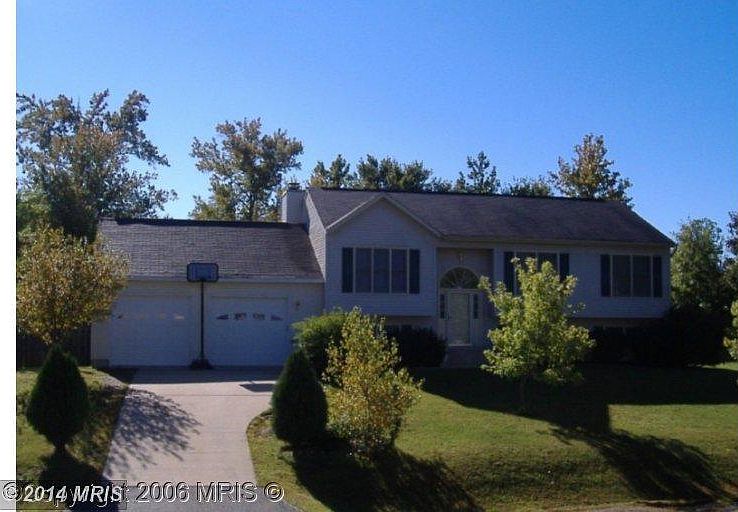 1st image of 11 Brown Cir