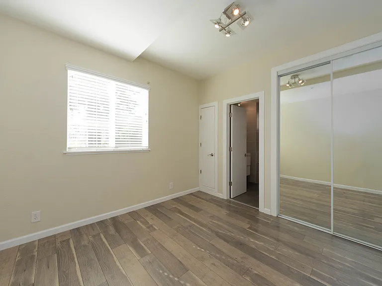 3233 Harrison St #A — Photo 7