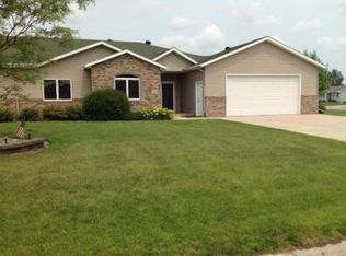 1310 17th Ave N, Wahpeton, ND 58075