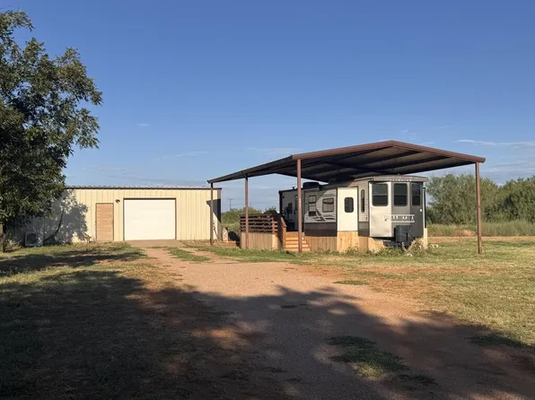 2951 Daughtrey Rd, Colorado City, TX 79512