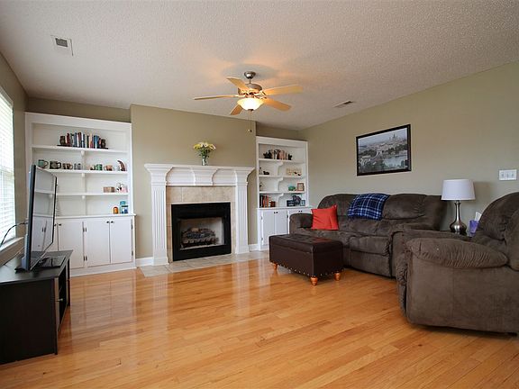 5th image of 5004 Blakemore Dr