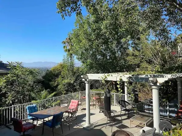 11407 Decente Ct, Studio City, CA 91604