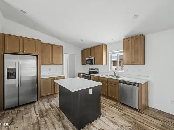 7106 N 68TH Drive, Glendale, AZ 85303