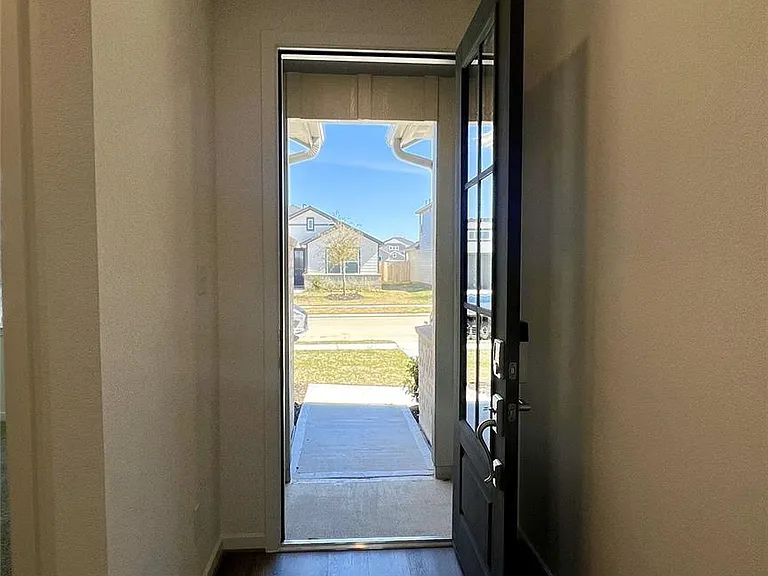 21835 Redwood Bluff Trl — Photo 4