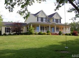 1255 August Estates Dr, Defiance, MO 63341