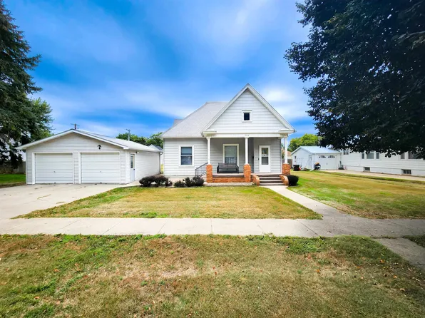 504 S Oak St, Tilden, NE 68781