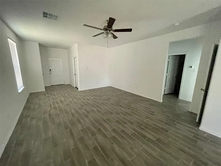 19615 Cat Spruce Ct — Photo 3