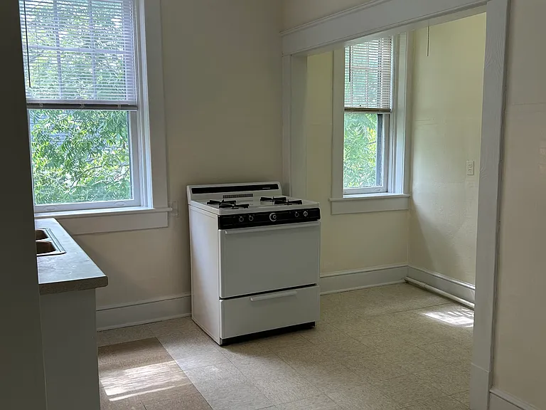 704 W Church St #A — Photo 2