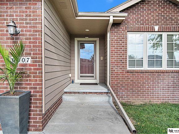 5th image of 10007 S 178th St