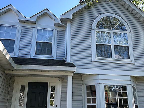 3rd image of 18019 W Stockton Ct