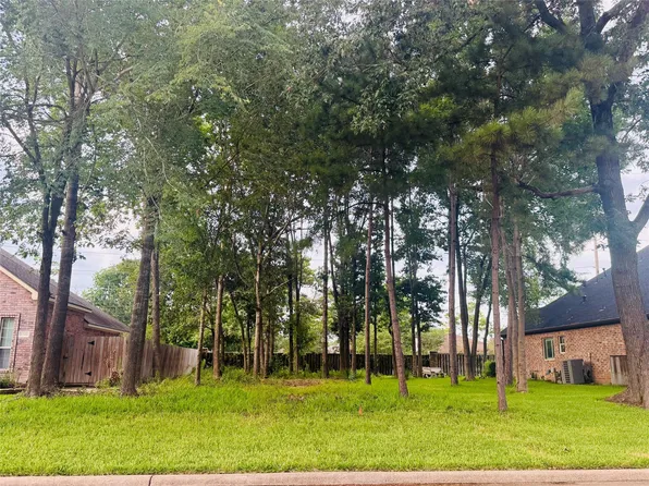 13602 Wintercrest Dr, Montgomery, TX 77356
