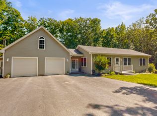 27 Ruby Ridge Rd, Winthrop, ME 04364