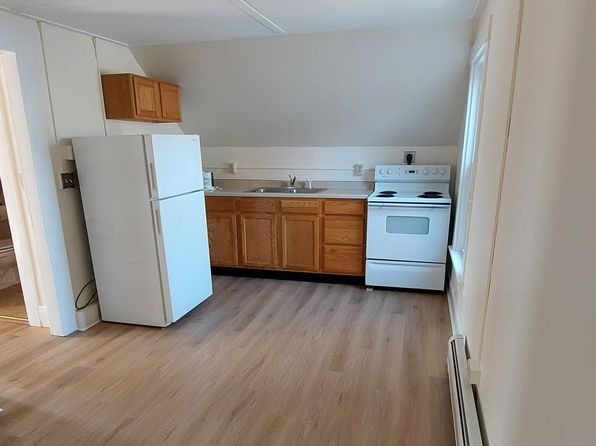 117 S Main St UNIT 3, Chester, VT 05143