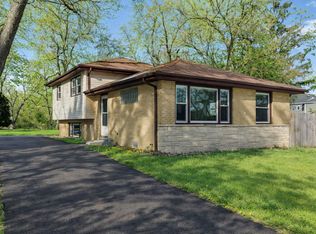 404 N Cass Ave, Westmont, IL 60559
