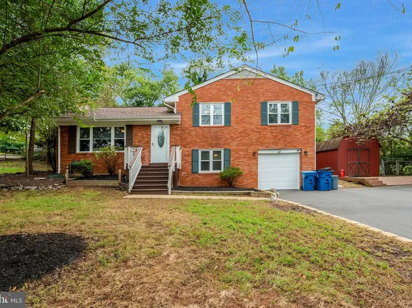 8419 Impalla Dr, Manassas, VA 20110