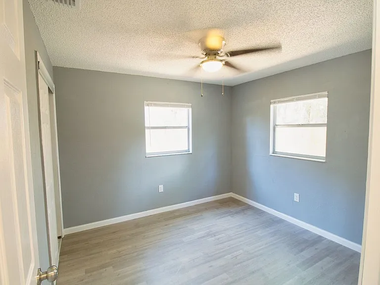 7138 Oakwood Dr — Photo 10