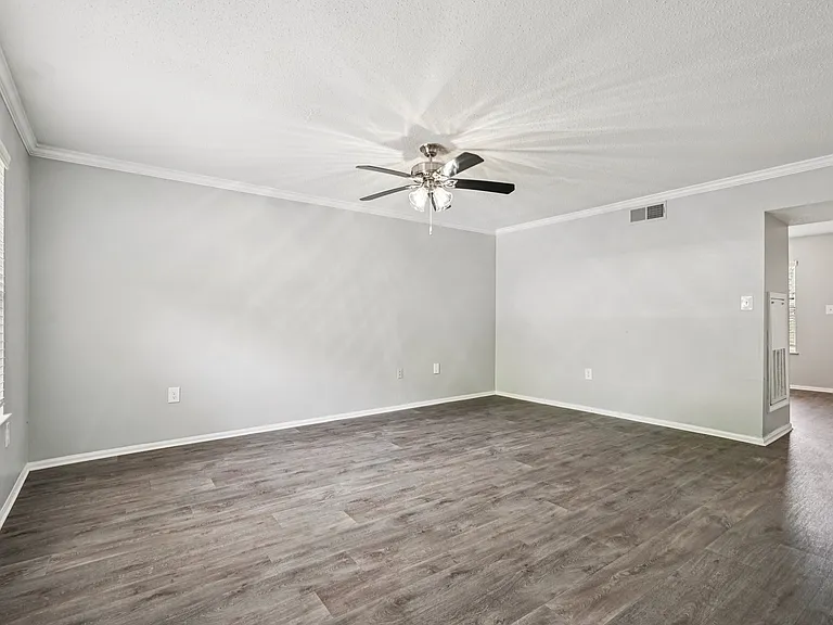 Pointe South Townhomes — Photo 13