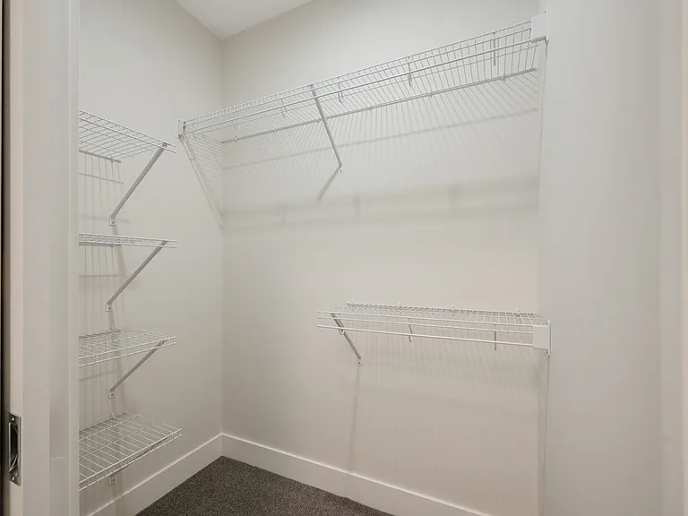 3914 Shelbourne St — Photo 21